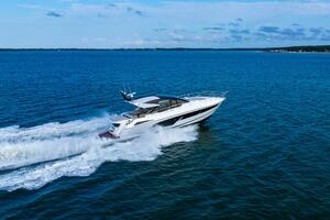 60FT (18.29M) SUNSEEKER