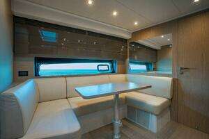 2022 Azimut 45 Atlantis thumbnail 8