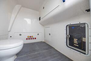 40FT (12.24M) INVINCIBLE