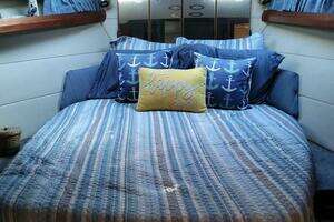 1991 Bayliner 4588 Pilothouse Motoryacht thumbnail 10