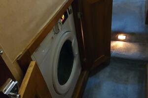 45ft Bayliner Yacht For Sale