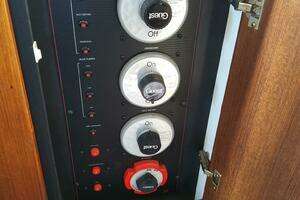 1991 Bayliner 4588 Pilothouse Motoryacht thumbnail 23