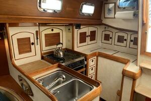 REDSTART 44ft Little Harbor Yacht For Sale