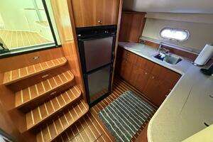 2008 Tiara Yachts 4300 Sovran thumbnail 11