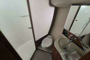 2008 Tiara Yachts 4300 Sovran thumbnail 13