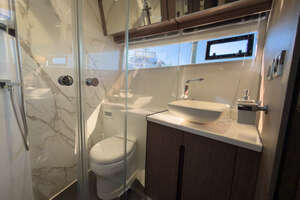 2022 Galeon 510 SKY thumbnail 34