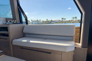 2022 Galeon 510 SKY thumbnail 11