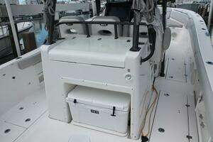 2018 Sea Fox 328 Commander thumbnail 13