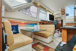 2001 Carver 356 thumbnail 7