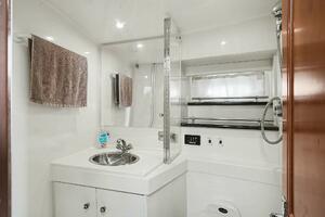 Still Not My Fault 39ft Carver Yacht For Sale