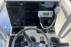 2016 Pathfinder 2400 TRS thumbnail 15