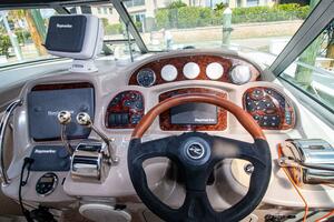 Incognito 32ft Sea Ray Yacht For Sale