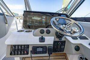 2022 Regal LX 36 thumbnail 31