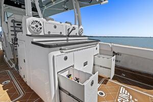 42ft HCB Yacht For Sale