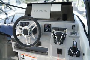 29ft Jeanneau Yacht For Sale