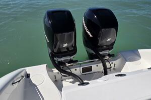 Horse Play 27ft Boston Whaler Yacht For Sale