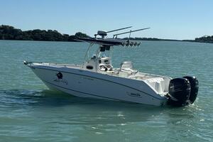 Horse Play 27ft Boston Whaler Yacht For Sale