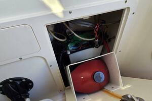 Horse Play 27ft Boston Whaler Yacht For Sale