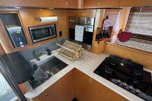 2009 Fountaine Pajot Cumberland 46 thumbnail 11