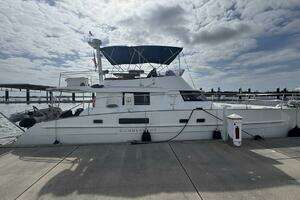 2009 Fountaine Pajot Cumberland 46 thumbnail 2