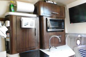2019 Regal 28 Express thumbnail 20