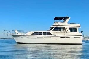 MOONLIGHT MIST 50ft Chris Craft Yacht For Sale
