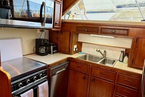 MOONLIGHT MIST 50ft Chris Craft Yacht For Sale