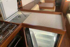 2014 Beneteau 45 thumbnail 15