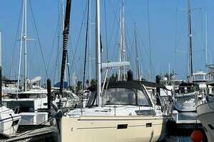 2014 Beneteau 45 thumbnail 1