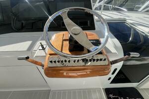 Viking 52 SILENT PARTNER - Helm