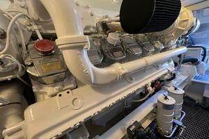 Viking 52 SILENT PARTNER - Engine Room