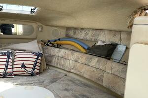 1996 Sea Ray 270 Sundancer thumbnail 9