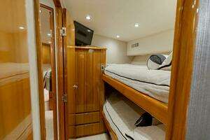 2015 Viking 52 Sport Tower thumbnail 19