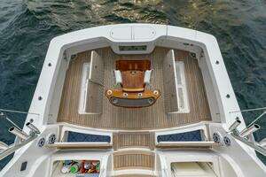 2015 Viking 52 Sport Tower thumbnail 32