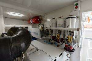 2015 Viking 52 Sport Tower thumbnail 63