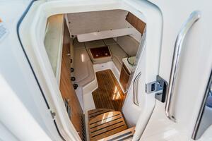 38FT (11.58M) BOSTON WHALER