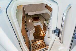 2019 Boston Whaler 380 Outrage thumbnail 41