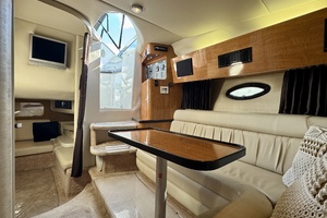 Floating Options 32ft Regal Yacht For Sale
