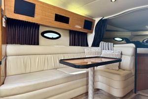 Floating Options 32ft Regal Yacht For Sale
