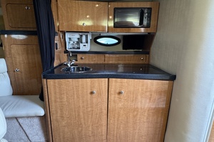Floating Options 32ft Regal Yacht For Sale