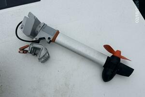 37' Great Harbour tender outboard