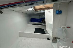 37' Great Harbour commissary port