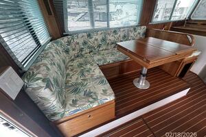 37' Great Harbour salon port seating2