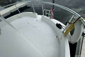 2024 Great Harbour N37 thumbnail 18
