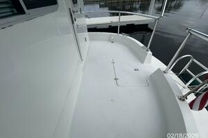 37' Great Harbour aftdeck starboard