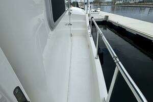 2024 Great Harbour N37 thumbnail 13
