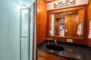 2003 Navigator 5700 thumbnail 41
