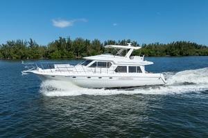 2003 Navigator 5700 thumbnail 1
