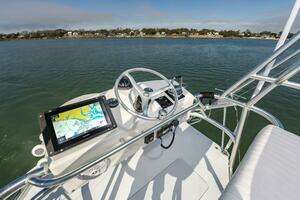 2003 Custom Carolina 40 Layton Express thumbnail 9