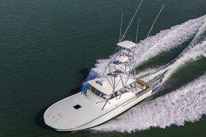 2003 Custom Carolina 40 Layton Express thumbnail 6